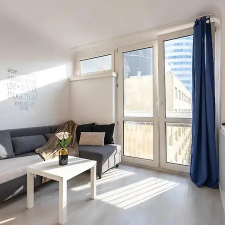 Comfortable One Bedroom - Grzyb16 * 바르샤바