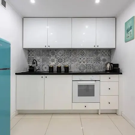 아파트 Comfortable One Bedroom - Grzyb16 바르샤바